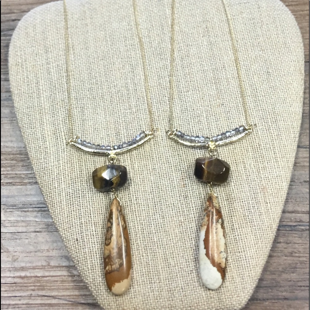 SOLD NEW NWT Long necklace with natural stones